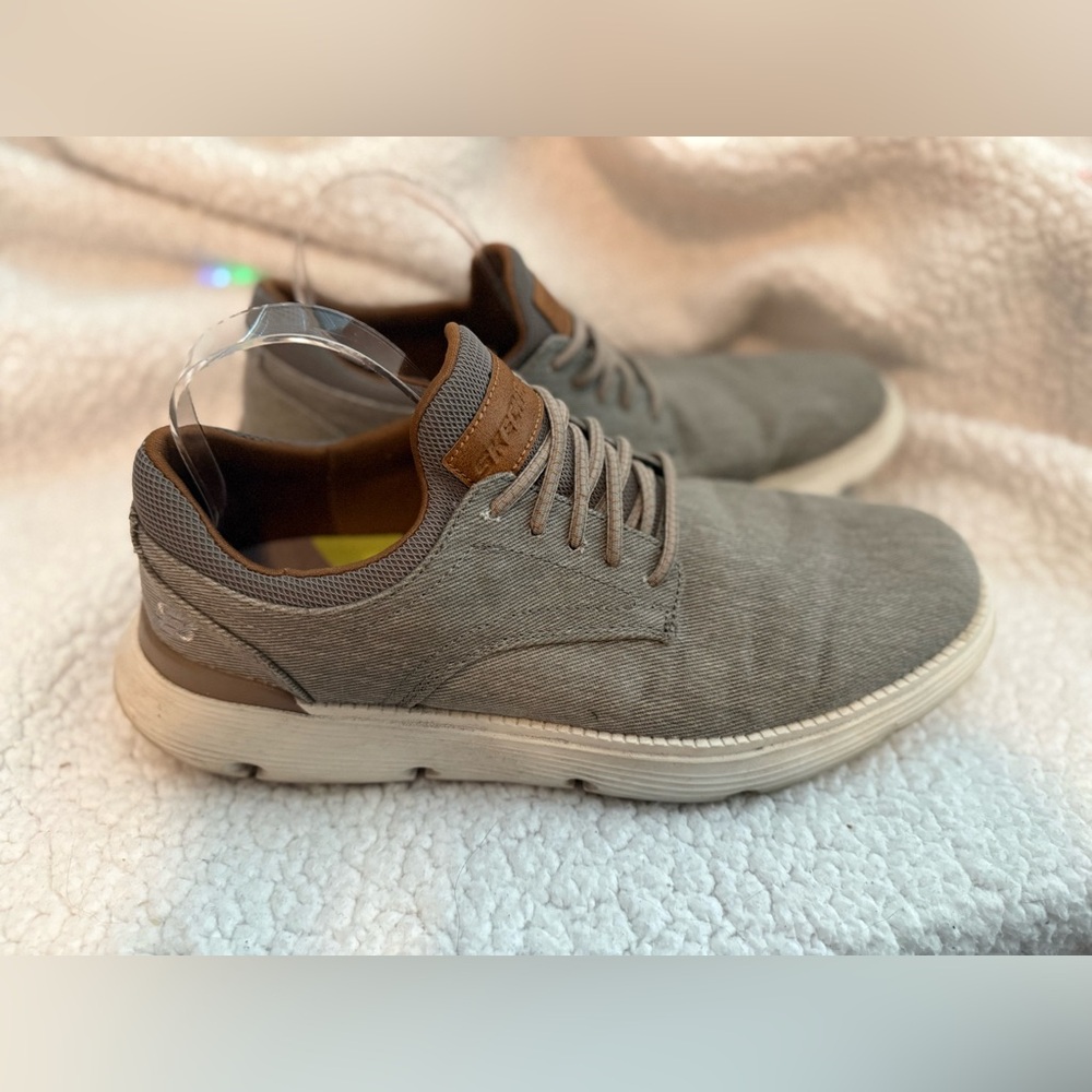 Skechers Mens Garza Romano Taupe Classic Fit Canvas Lace Up Memory Foam Size 11